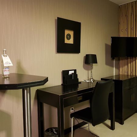 דיסלדורף Hotel Asahi מראה חיצוני תמונה